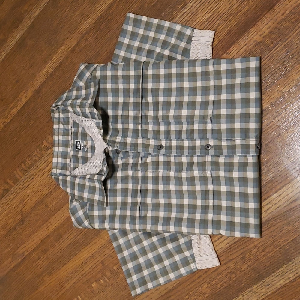 REI Men's XXL short sleeve shirt 2XL
